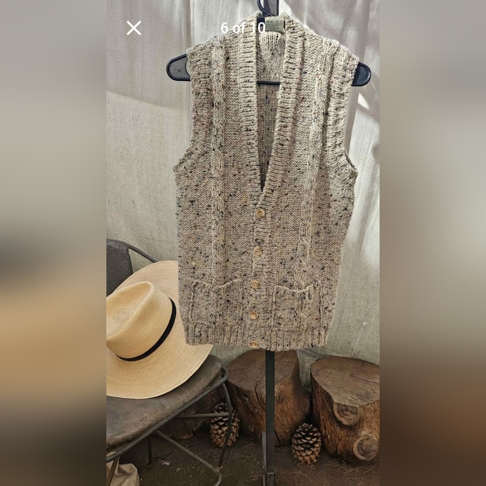 Women's  Knit Cardigan Vest 100% Wool.